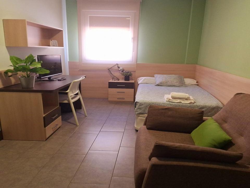 The Factory Residence Hall Segovia Luaran gambar