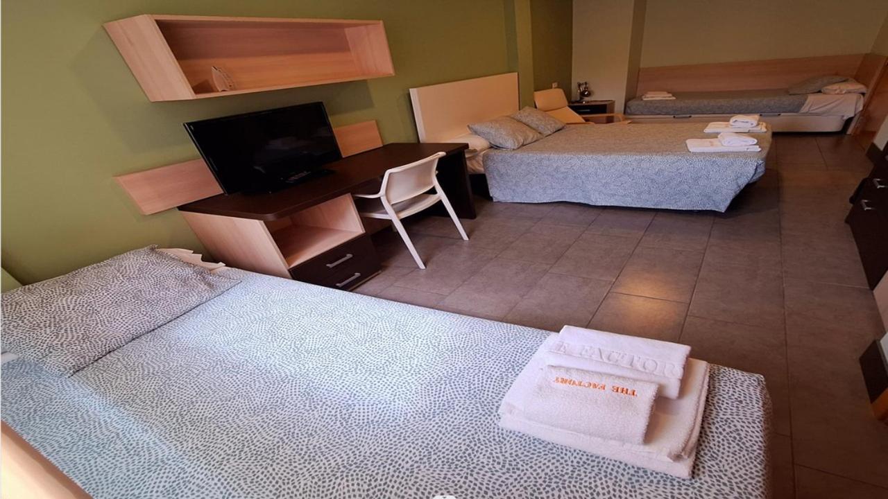 The Factory Residence Hall Segovia Luaran gambar