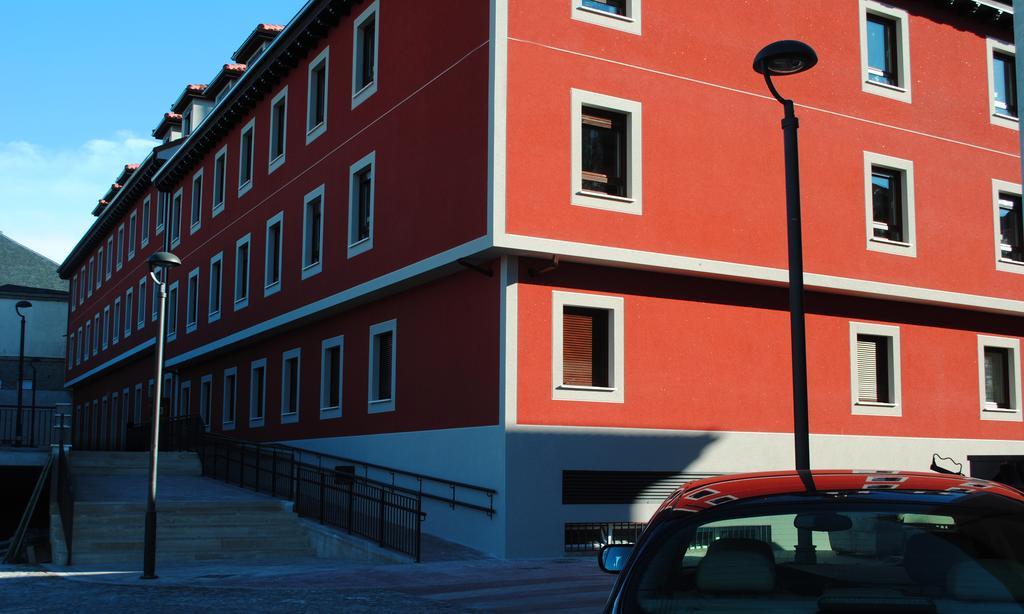 The Factory Residence Hall Segovia Luaran gambar
