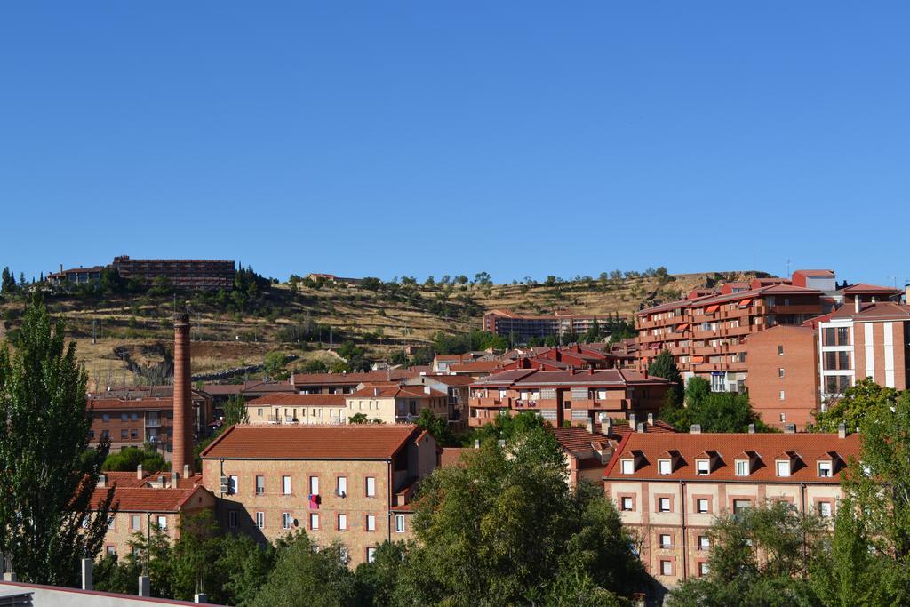 The Factory Residence Hall Segovia Luaran gambar
